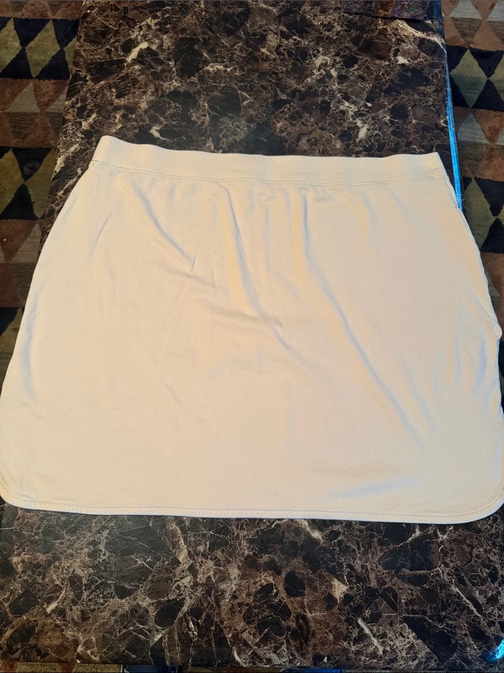 Isaac Mizrahi Cream Knit Pull-On Mini Skirt with Side Pockets - Women’s Size 2XL